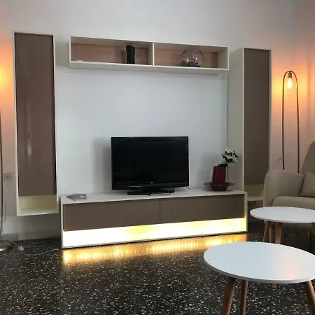 Apartamento Giorgeta Daire *